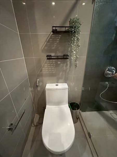 M Silom, Bangkok, 26 Narathiwas Ratchanakarin Road, Suriyawong, Bang Rak, Bangkok, 1 Bedroom, 51 sqm, Condo For Rent, by Phoom Imruangsri, 500231876 - DDproperty.com