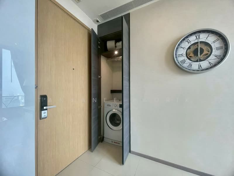 The Esse Asoke, Bangkok, 333 Soi Sukhumvit 21, Sukhumvit Road, Khlongtoei Nua, Watthana, Bangkok, 1 Bedroom, 45 sqm, Condo For Rent, by Tanyanee Paorik, 500231877 - DDproperty.com