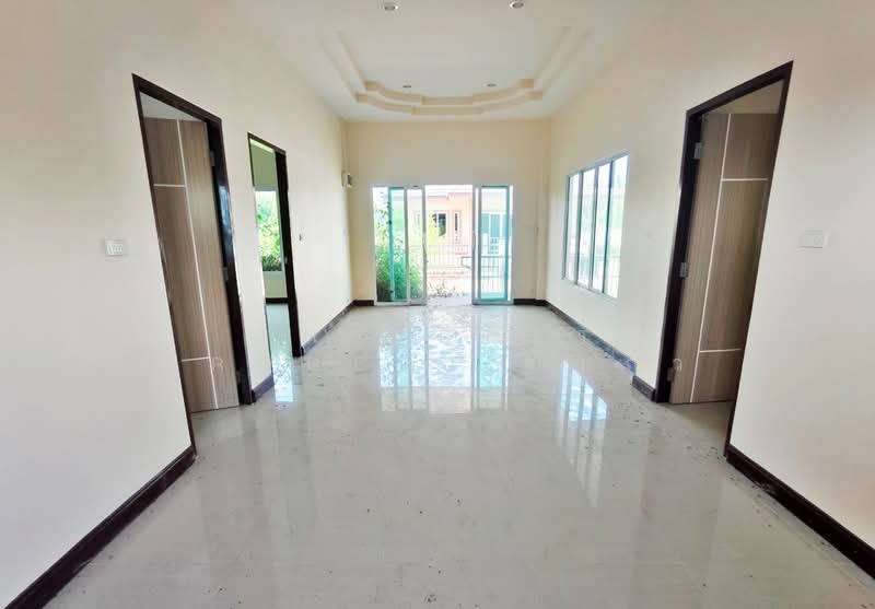 บ้านเดี่ยวแปลงยาว ฉะเชิงเทรา, Chachoengsao, Hua Samrong, Plaeng Yao, Chachoengsao, 2 Bedrooms, 100 sqm, Single Detached House For Sale, by The Best Property แก้ว, 500231899 - DDproperty.com