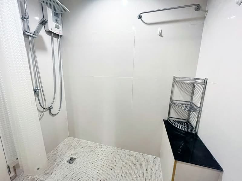 Life @ Ratchada-Huai Khwang, Bangkok, 189 Pracharatbamphen Road, Huai Khwang, Huai Khwang, Bangkok, 2 Bedrooms, 55 sqm, Condo For Rent, by Nisakorn Wingwat, 500231915 - DDproperty.com