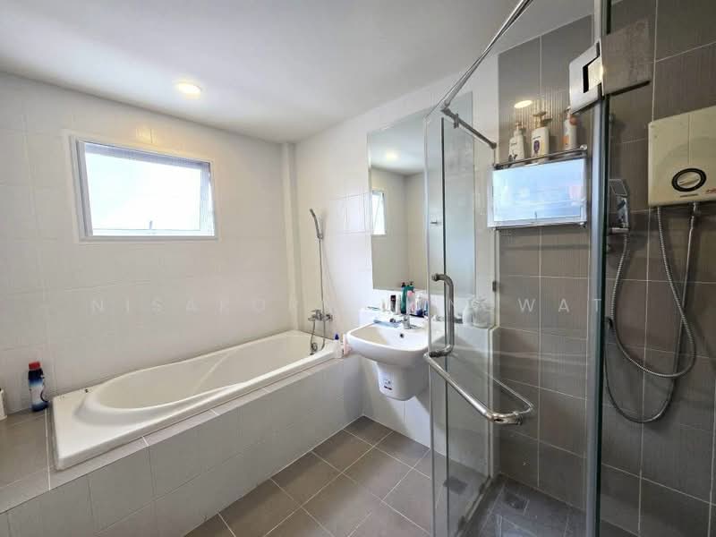 The Centro Watcharapol, Bangkok, Sukhaphiban 5 Road, O-Ngoen, Sai Mai, Bangkok, 5 Bedrooms, 340 sqm, Single Detached House For Sale, by Nisakorn Wingwat, 500231921 - DDproperty.com