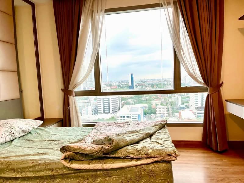 Thru Thonglor, Bangkok, Petchaburi Road, Bang Kapi, Huai Khwang, Bangkok, 2 Bedrooms, 62 sqm, Condo For Rent, by Pawanrat Panchawanon, 500231994 - DDproperty.com