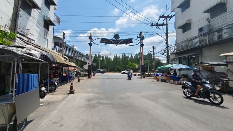 Sivarat 3, Samut Sakhon, Om Noi, Krathum Baen, Samut Sakhon, 3 Bedrooms, 100 sqm, Townhouse For Sale, by The Best Property จิฟฟี่, 500232001 - DDproperty.com