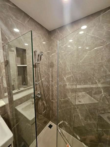 Mazarine Ratchayothin, Bangkok, Soi Phahonyothin 30, Phahonyothin Road, Chan Kasem, Chatuchak, Bangkok, Studio, 27 sqm, Condo For Rent, by Pawanrat Panchawanon, 500232020 - DDproperty.com