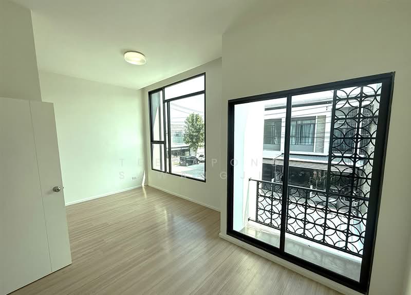 Pleno Suksawat-Prachauthit 60, Bangkok, Soi Pracha Uthit 60, Thung Khru, Thung Khru, Bangkok, 3 Bedrooms, 96 sqm, Townhouse For Sale, by Teerapong Sawangjit, 500232034 - DDproperty.com
