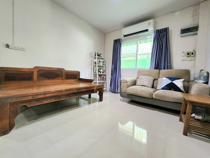 ขายบ้านพร้อมที่ดิน โซนบางซื่อ ใกล้ตลาดเขมา และโรงเรียนโยธินบูรณะ, กรุงเทพ, ประชาราษฎร์สาย 1 ซอย 38, บางซื่อ, บางซื่อ, กรุงเทพ, 70 ตร.ม., บ้านแฝด ขาย, โดย วริธรา ลิ้มปาละกูล, 500232045 - DDproperty.com