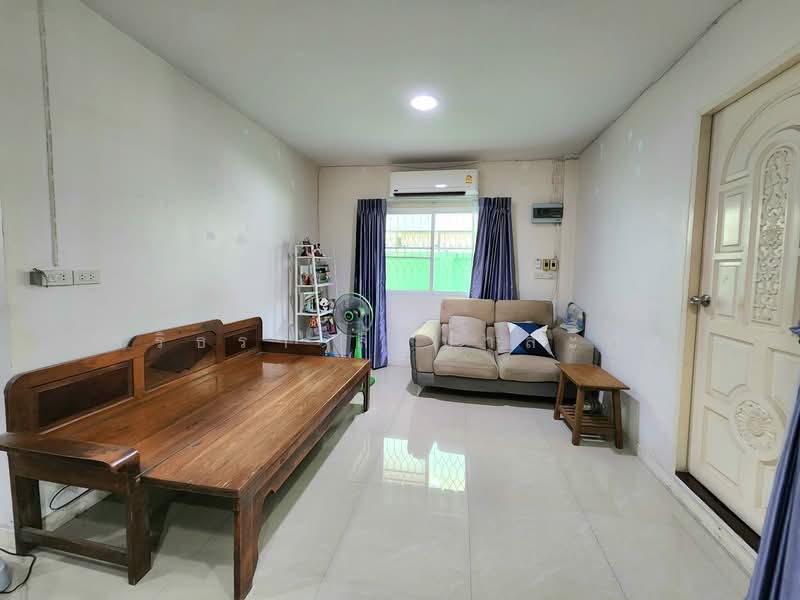 ขายบ้านพร้อมที่ดิน โซนบางซื่อ ใกล้ตลาดเขมา และโรงเรียนโยธินบูรณะ, กรุงเทพ, ประชาราษฎร์สาย 1 ซอย 38, บางซื่อ, บางซื่อ, กรุงเทพ, 70 ตร.ม., บ้านแฝด ขาย, โดย วริธรา ลิ้มปาละกูล, 500232045 - DDproperty.com