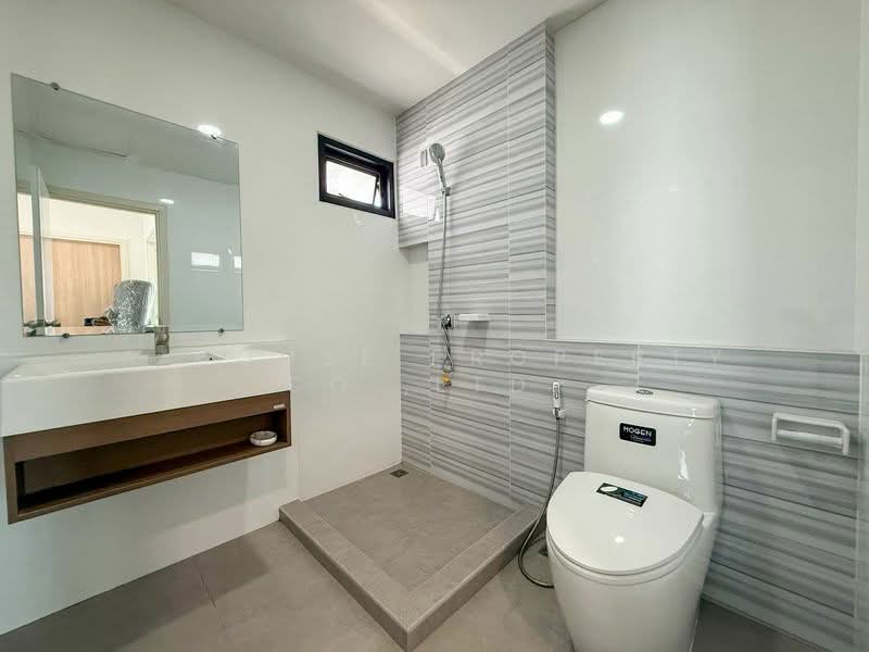 หมู่บ้านมณีรินทร์ ปาร์ค บางพระ : Maneerin Park Bangphra, Chon Buri (Pattaya), Bang Phra, Si Racha, Chon Buri (Pattaya), 4 Bedrooms, 228 sqm, Single Detached House For Sale, by A House Property Co.,Ltd., 500232051 - DDproperty.com