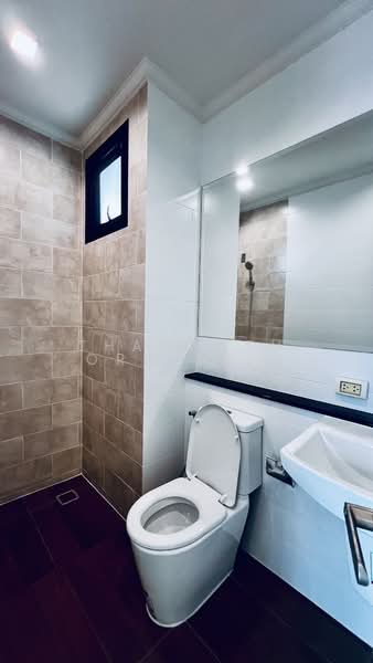 Supalai Essence Ladprao, Bangkok, Soi Ladprao 107, Khlong Chan, Bang Kapi, Bangkok, 3 Bedrooms, 243 sqm, Single Detached House For Rent, by Thananthorn Wongvarnkaseam, 500232061 - DDproperty.com