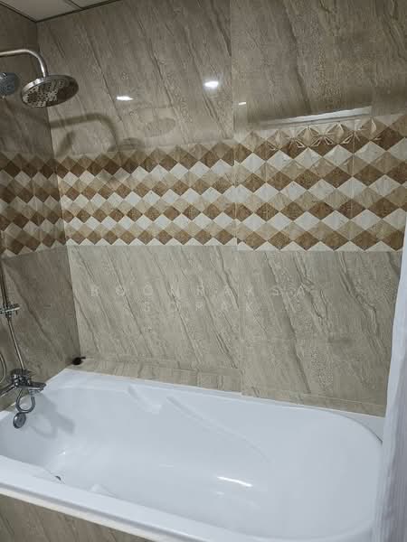 49 Suite Sukhumvit 49, Bangkok, 26 Soi Sukhumvit 49, Khlong Tan Nua, Watthana, Bangkok, 2 Bedrooms, 80 sqm, Condo For Rent, by Boonraksa Sopak, 500232091 - DDproperty.com