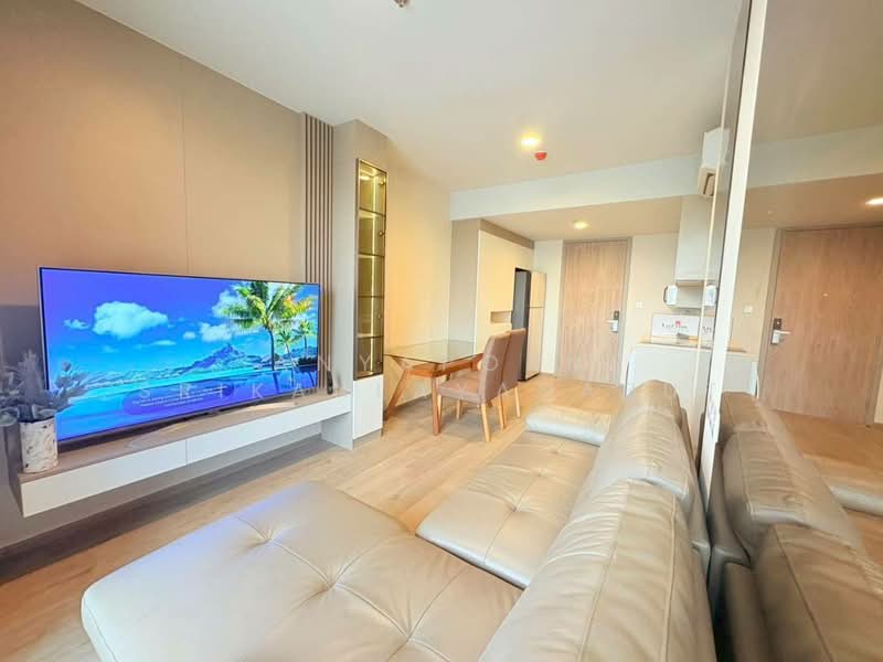 THE CROWN Residences, Bangkok, Rama 4 Road, Thung Maha Mek, Sathon, Bangkok, 1 Bedroom, 45 sqm, Condo For Rent, by Anyaporn Srikanlayanabut, 500232096 - DDproperty.com