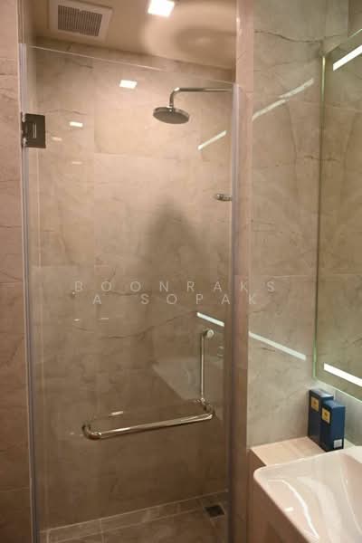 Noble Around Sukhumvit 33, Bangkok, 17 Soi Sukhumvit 33, Khlong Tan Nua, Watthana, Bangkok, 1 Bedroom, 27 sqm, Condo For Rent, by Boonraksa Sopak, 500232101 - DDproperty.com