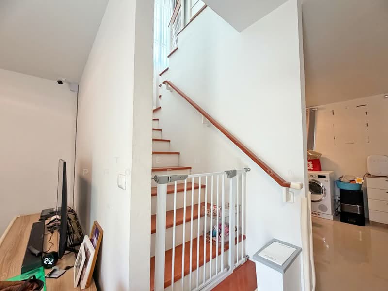 Lalin Town Lanceo CRIB Teparak - Tamru, Samut Prakan, 97/1 Soi Rattana Chok 6, Bangphli Yai, Bang Plee, Samut Prakan, 2 Bedrooms, 100 sqm, Semi-Detached House (Twin House) For Sale, by The Best Property นก, 500232119 - DDproperty.com