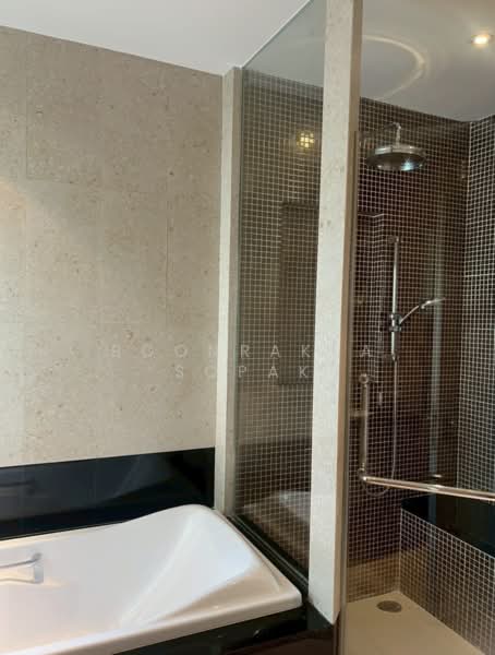 Royal Residence Park, Bangkok, 99 Royal Resident Park Lumphini, Lumphini, Pathum Wan, Bangkok, 3 Bedrooms, 220 sqm, Apartment For Rent, by Boonraksa Sopak, 500232125 - DDproperty.com