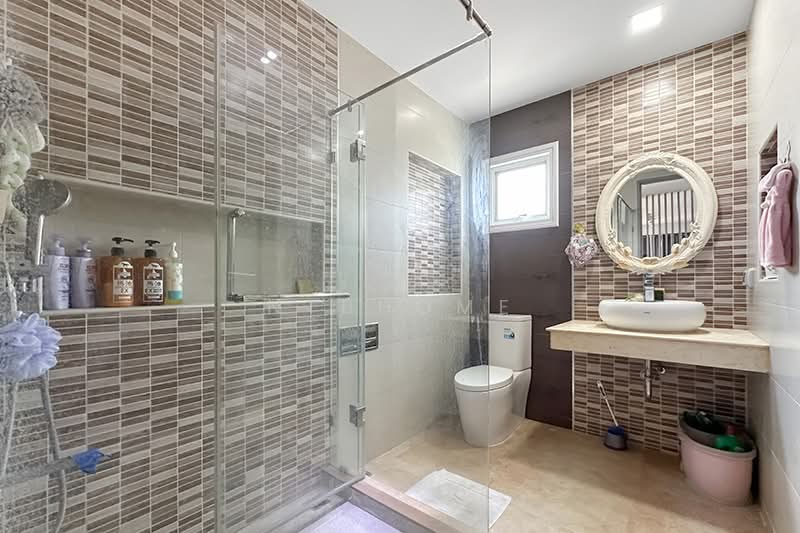 Chuan Chuen Golf Avenue Krungthep-Pathumthani, Pathum Thani, Bangkok-Pathum Thani Road, Bang Khu Wat, Muang Pathum Thani, Pathum Thani, 4 Bedrooms, 300 sqm, Single Detached House For Sale, by NTBHOME, 500232144 - DDproperty.com