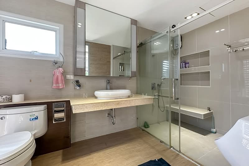Chuan Chuen Golf Avenue Krungthep-Pathumthani, Pathum Thani, Bangkok-Pathum Thani Road, Bang Khu Wat, Muang Pathum Thani, Pathum Thani, 4 Bedrooms, 300 sqm, Single Detached House For Sale, by NTBHOME, 500232144 - DDproperty.com