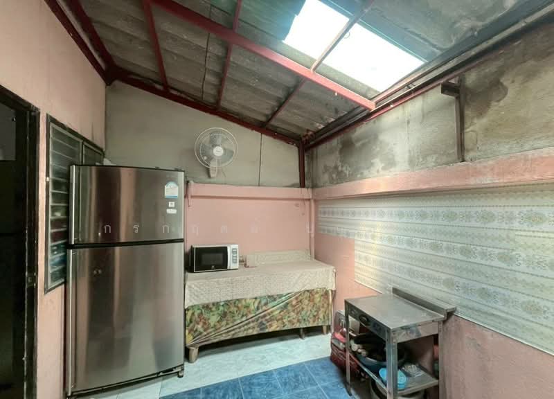 Baan Sanfun Village : บ้านสานฝัน สุวินทวงศ์, Chachoengsao, สุวินทวงศ์, Sala Daeng, Bang Nam Prieo, Chachoengsao, 2 Bedrooms, 100 sqm, Townhouse For Sale, by กรกฤตย์ บุญสระ, 500232149 - DDproperty.com