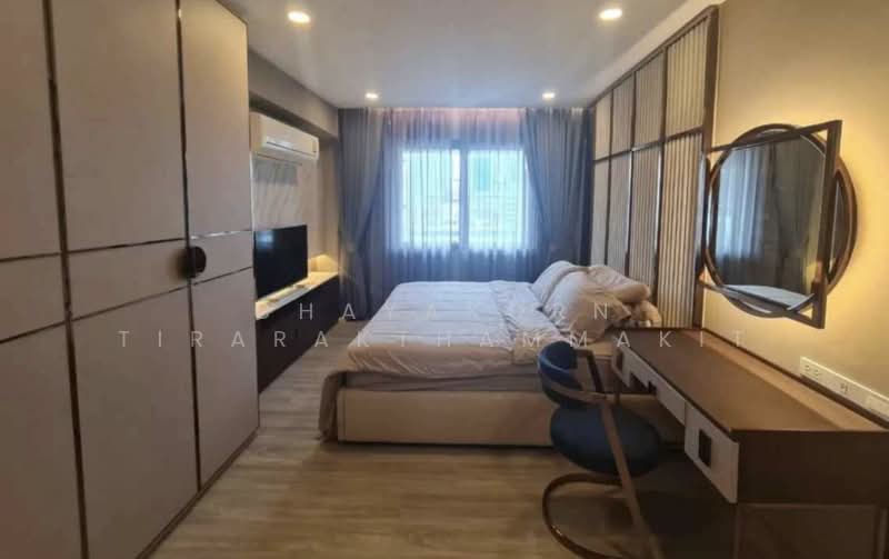 Royal Castle Sukhumvit, Bangkok, 30 Soi Sukhumvit 39, Khlongtoei Nua, Watthana, Bangkok, 3 Bedrooms, 139 sqm, Condo For Rent, by Chayakorn Tirarakthammakit, 500232153 - DDproperty.com