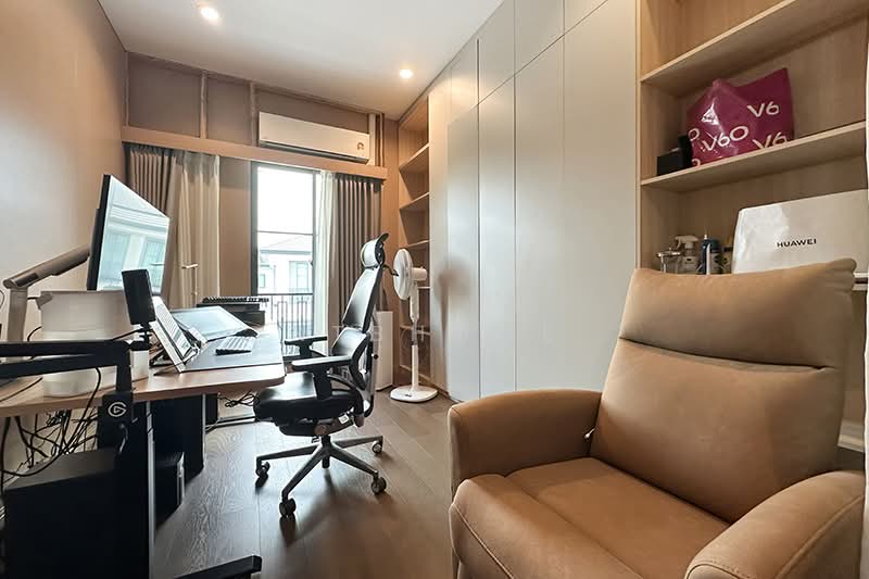 Setthasiri Krungthep-Pathumthani, Pathum Thani, Bang Khu Wat, Muang Pathum Thani, Pathum Thani, 6 Bedrooms, 200 sqm, Single Detached House For Sale, by NTBHOME, 500232195 - DDproperty.com