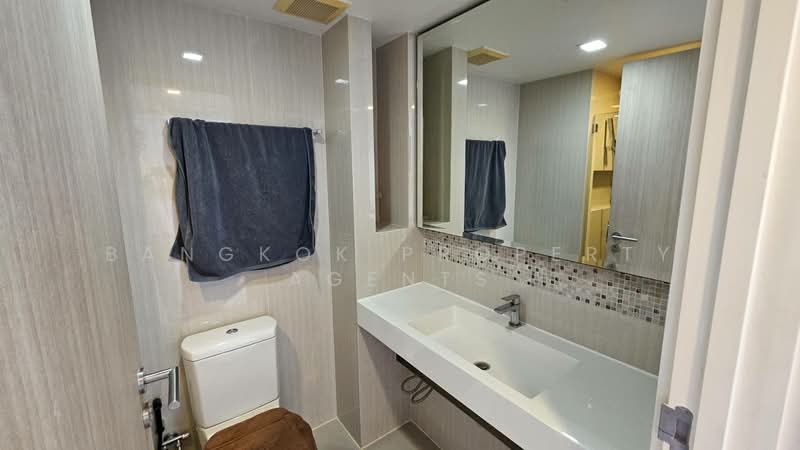 Downtown Forty Nine, Bangkok, Sukhumvit 39 Road, Khlong Tan Nua, Watthana, Bangkok, 2 Bedrooms, 81 sqm, Condo For Rent, by BANGKOK PROPERTY AGENTS, 500232207 - DDproperty.com