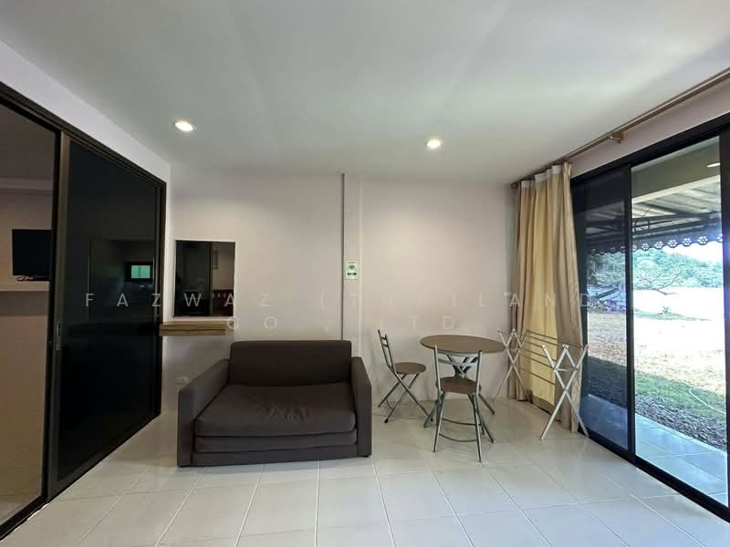 บ้านติดทะเล อ่าวมะขาม พันวา 1 ห้องนอน เดิน 20 ม.ถึงหาด มีสวนส่วนตั, ภูเก็ต, วิชิต, เมืองภูเก็ต, ภูเก็ต, 41 ตร.ม., บ้านเดี่ยว ให้เช่า, โดย Fazwaz (Thailand) Co., Ltd., 500232209 - DDproperty.com