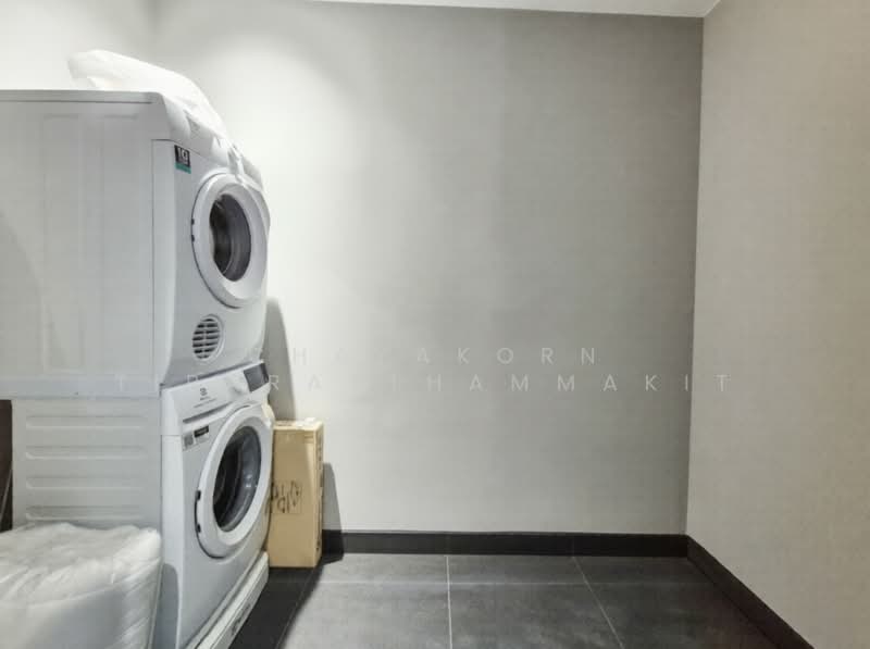 For Rent - Tait Sathorn 12, Bangkok