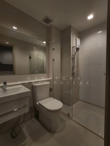 Life One Wireless, Bangkok, 1 Wireless Road, Lumphini, Pathum Wan, Bangkok, Studio, 28 sqm, Condo For Sale, by Manapong Phromphitak, 500232254 - DDproperty.com