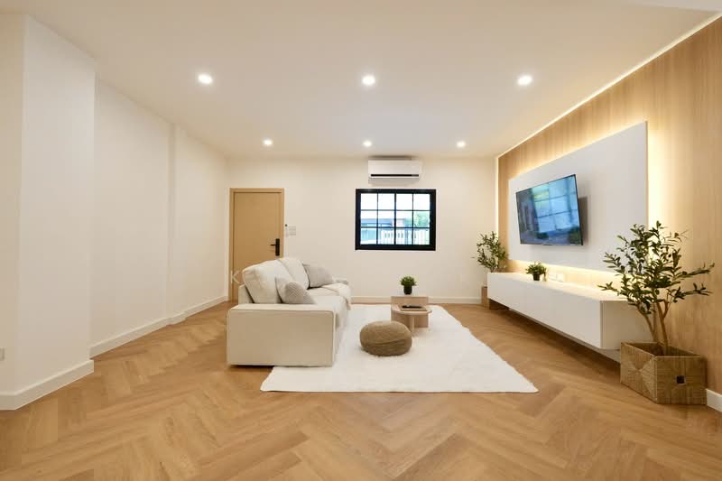 For Sale - โชคชัย 4 ซอย 77 ใกล้เสนานิคม ใกล้ลาดพร้าววังหิน ใกล้ ม.เกษตร, Bangkok