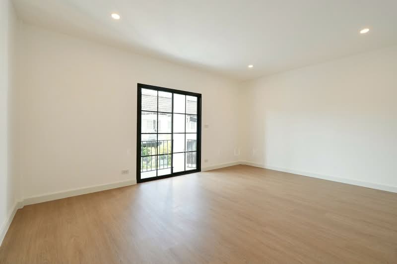 For Sale - โชคชัย 4 ซอย 77 ใกล้เสนานิคม ใกล้ลาดพร้าววังหิน ใกล้ ม.เกษตร, Bangkok