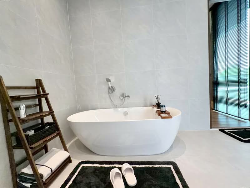 Opal Village, Chon Buri (Pattaya), Nong Pru, Bang Lamung (Pattaya), Chon Buri (Pattaya), 5 Bedrooms, 825 sqm, Single Detached House For Sale, by Saimaii Russiphat, 500232318 - DDproperty.com