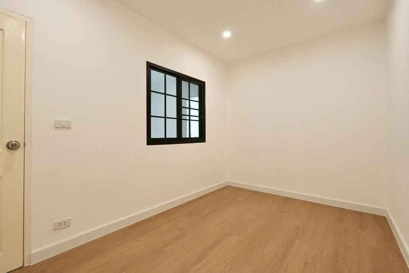 ใกล้เสนานิคม ใกล้โชคชัย4 ใกล้ลาดพร้าววังหิน ใกล้ ม.เกษตร, Bangkok, Sena Nikhom, Chatuchak, Bangkok, 3 Bedrooms, 140 sqm, Townhouse For Sale, by Khun Tuk, 500232321 - DDproperty.com