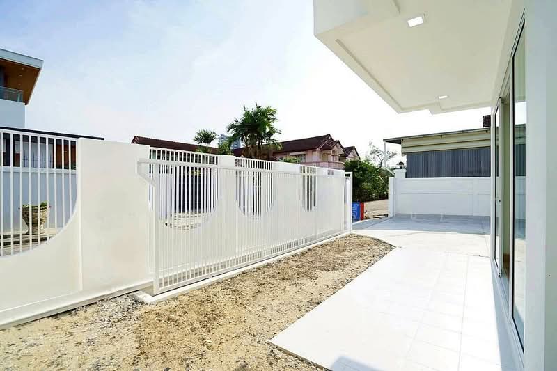 บ้านสวย ทำเลดี พระราม 2 หมู่บ้านวรการ บ้านเดี่ยว 4 ห้องนอน รีโนเวทใหม่ ใกล้เซ็นทรัล พระราม 2, Bangkok, พระราม 2, Bangmot, Chom Thong, Bangkok, 4 Bedrooms, 150 sqm, Single Detached House For Sale, by บุษบากร (เจี๊ยบ), 500232324 - DDproperty.com