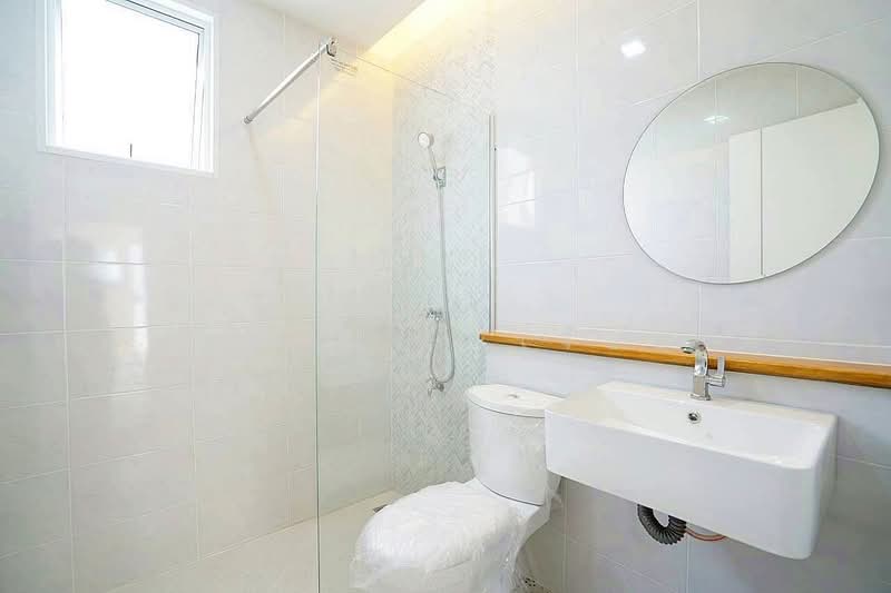 บ้านสวย ทำเลดี พระราม 2 หมู่บ้านวรการ บ้านเดี่ยว 4 ห้องนอน รีโนเวทใหม่ ใกล้เซ็นทรัล พระราม 2, Bangkok, พระราม 2, Bangmot, Chom Thong, Bangkok, 4 Bedrooms, 150 sqm, Single Detached House For Sale, by บุษบากร (เจี๊ยบ), 500232324 - DDproperty.com