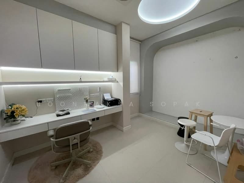 The Gentry Sukhumvit 101, Bangkok, Soi Sukhumvit 101, Sukhumvit Road, Bang Chak, Phra Khanong, Bangkok, 3 Bedrooms, 390 sqm, Single Detached House For Rent, by Boonraksa Sopak, 500232337 - DDproperty.com