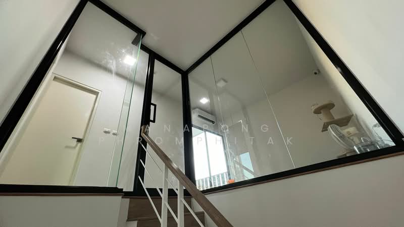 Baan Klang Muang Srinakarin – Onnut, Bangkok, 174 Soi On Nut 70/1, Prawet, Prawet, Bangkok, 3 Bedrooms, 120 sqm, Townhouse For Sale, by Manapong Phromphitak, 500232346 - DDproperty.com