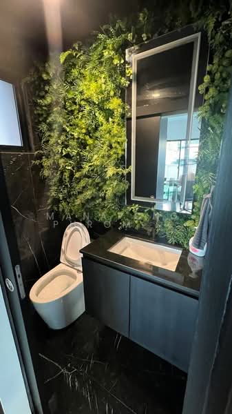 Baan Klang Muang Srinakarin – Onnut, Bangkok, 174 Soi On Nut 70/1, Prawet, Prawet, Bangkok, 3 Bedrooms, 120 sqm, Townhouse For Sale, by Manapong Phromphitak, 500232346 - DDproperty.com