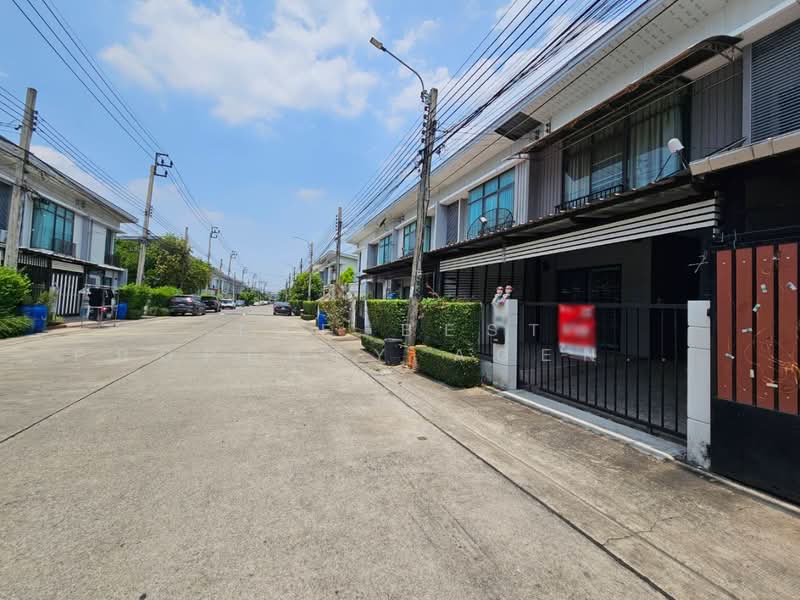 Pruksa Ville 65/1 Srisamarn, Nonthaburi, Pak Kret, Nonthaburi, 3 Bedrooms, 100 sqm, Townhouse For Sale, by The Best Property Agent ลี, 500232361 - DDproperty.com