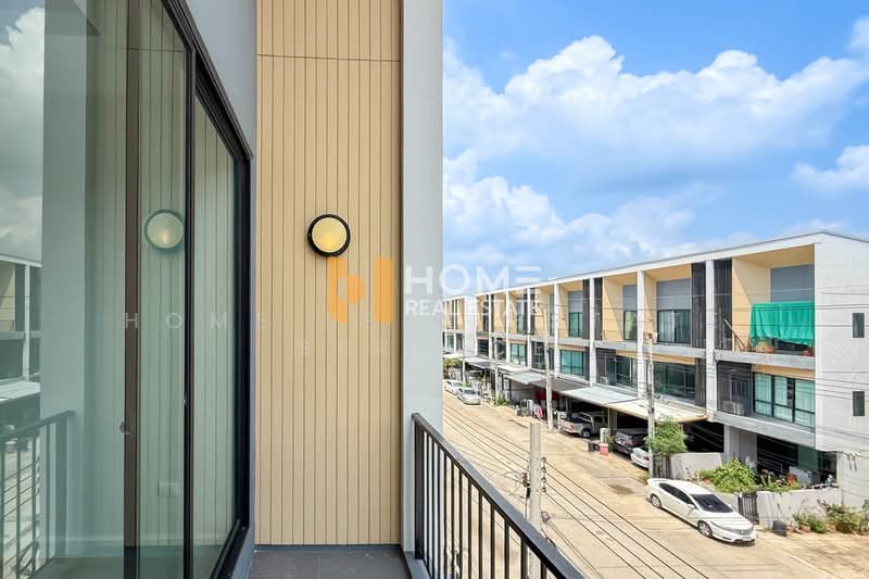 Nalin Grand Avenue Wongwean - Rama 9, Bangkok, Thap Chang, Saphan Sung, Bangkok, 3 Bedrooms, 220 sqm, Townhouse For Sale, by HOME Real Estate Service, 500232367 - DDproperty.com