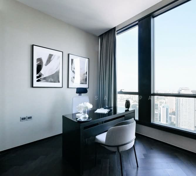 The Esse Sukhumvit 36, Bangkok, Soi Sukhumvit 36, Sukhumvit Road, Phra Kanong, Khlong Toei, Bangkok, 3 Bedrooms, 124 sqm, Condo For Rent, by Boonraksa Sopak, 500232380 - DDproperty.com