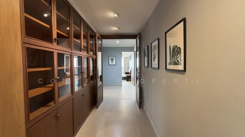 Baan Suanpetch, Bangkok, 18 Soi Sukhumvit 39, Khlong Tan Nua, Watthana, Bangkok, 3 Bedrooms, 265 sqm, Condo For Rent, by Connex Property, 500232410 - DDproperty.com