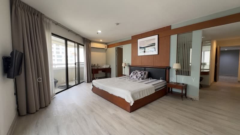 Baan Suanpetch, Bangkok, 18 Soi Sukhumvit 39, Khlong Tan Nua, Watthana, Bangkok, 3 Bedrooms, 265 sqm, Condo For Rent, by Connex Property, 500232410 - DDproperty.com