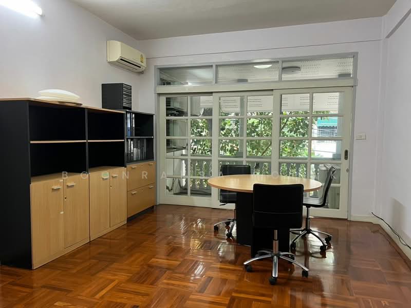 undefined, กรุงเทพ, ทุ่งมหาเมฆ, สาทร, กรุงเทพ, 250 ตร.ม., ทาวน์เฮ้าส์ ให้เช่า, โดย Boonraksa Sopak, 500232420 - DDproperty.com