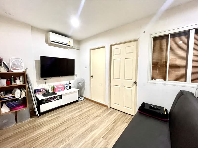 Lumpini Place Ratchada-Thapra : ลุมพินี เพลส รัชดา-ท่าพระ, กรุงเทพ, 18 ถนนรัชดาภิเษก, บุคคโล, ธนบุรี, กรุงเทพ, 31 ตร.ม., คอนโด ขาย, โดย ณัฐพล สกุลบุญถนอม, 500232431 - DDproperty.com