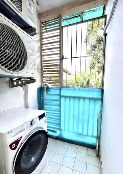 Lumpini Place Ratchada-Thapra, Bangkok, 18 Ratchadaphisek Road, Bukkalo, Thon Buri, Bangkok, 1 Bedroom, 31 sqm, Condo For Sale, by NATTHAPOL Sakulboontanom, 500232431 - DDproperty.com