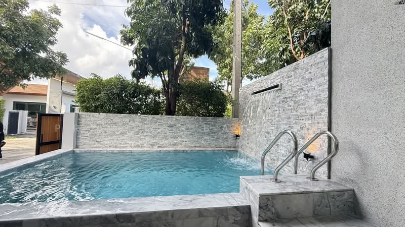 The 8 Pool Villa, Phuket, Soi Palai, Chalong, Muang Phuket, Phuket, 2 Bedrooms, 144 sqm, Villa For Rent, by primeglobalasset Ao, 500232520 - DDproperty.com