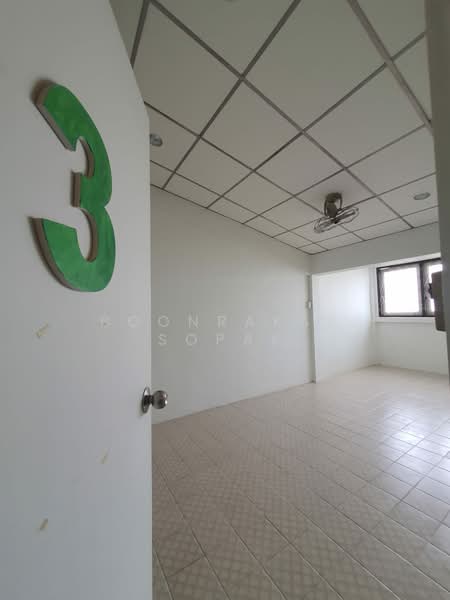 4-BR Townhouse, Bangkok, Wang Burapaphirom, Phra Nakhon, Bangkok, 4 Bedrooms, 186 sqm, Townhouse For Rent, by Boonraksa Sopak, 500232524 - DDproperty.com