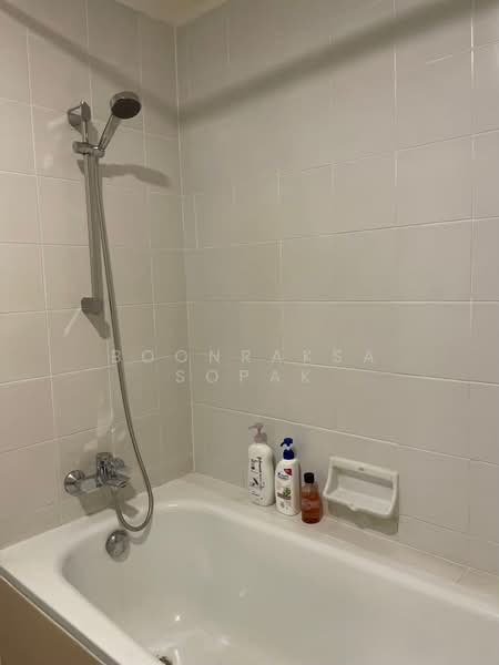 Icon III, Bangkok, 858 Sukhumvit Road, Khlong Tan Nua, Watthana, Bangkok, 2 Bedrooms, 118 sqm, Condo For Rent, by Boonraksa Sopak, 500232531 - DDproperty.com