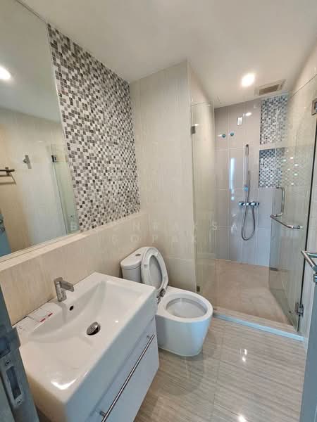 Life Ratchadapisek, Bangkok, 279 Ratchadapisaek Road, Huai Khwang, Huai Khwang, Bangkok, 2 Bedrooms, 66 sqm, Condo For Rent, by Boonraksa Sopak, 500232552 - DDproperty.com