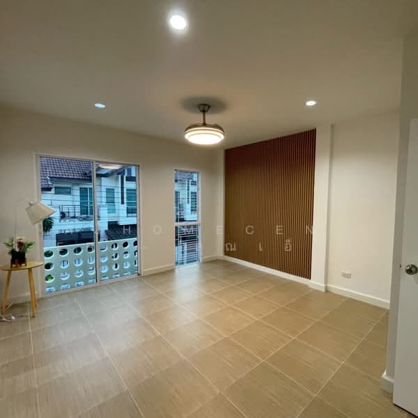 The Town Phaholyothin-Phoemsin, Bangkok, Phaholyothin Road, Sai Mai, Sai Mai, Bangkok, 3 Bedrooms, 110 sqm, Townhouse For Sale, by AJHOMECENTER - คุณเอ็กซ์, 500232555 - DDproperty.com