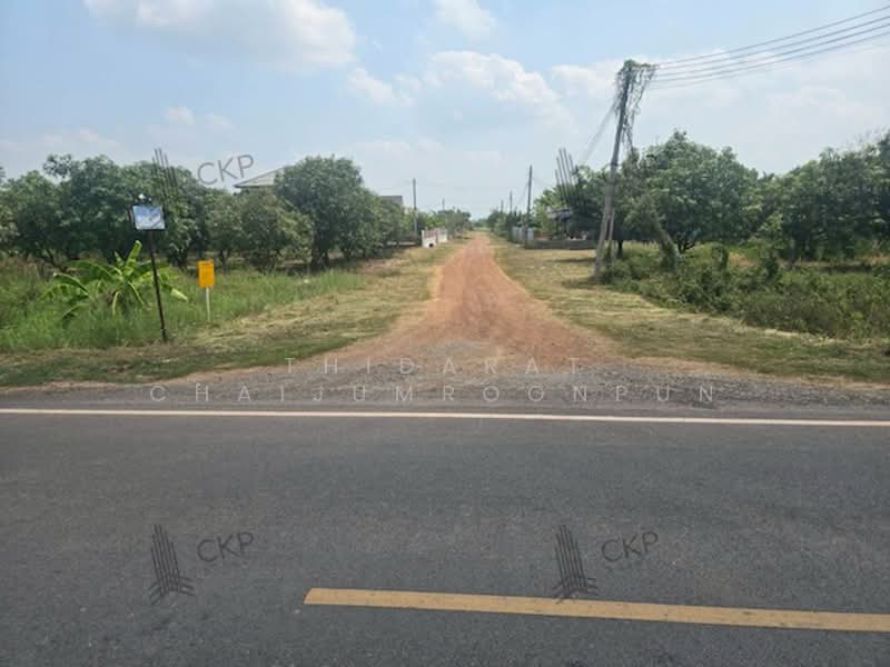 ขาย - ขาย ที่ดินเปล่า 1 ไร่ ทำเลน่าอยู่ใกล้ตัวเมืองนครนายก เดินทางสะดวกจากถนนสุวรรณศร รายล้อมด้วยตลาด โรงพ, นครนายก